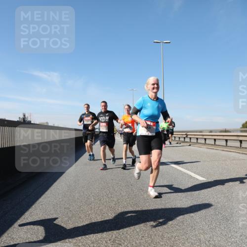 03.10.2025 - Köhlbrandbrückenlauf Yannick Fuchs http://msf.ph/oto/9193410 03.10.2025 11:55:11 Position 3  meine-sportfotos.de