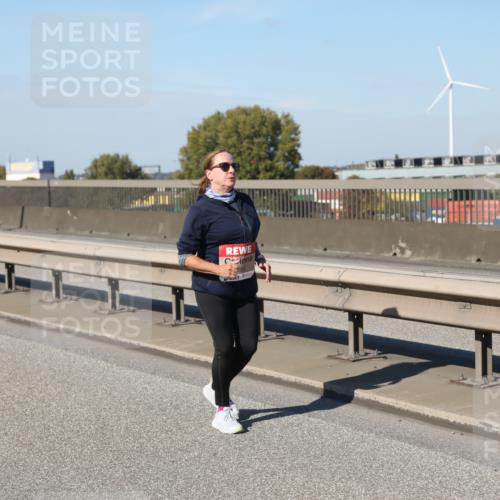 03.10.2025 - Köhlbrandbrückenlauf Yannick Fuchs http://msf.ph/oto/9193414 03.10.2025 12:17:01 Position 3  meine-sportfotos.de