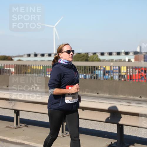 03.10.2025 - Köhlbrandbrückenlauf Yannick Fuchs http://msf.ph/oto/9193421 03.10.2025 12:17:01 Position 3 525, 525 meine-sportfotos.de