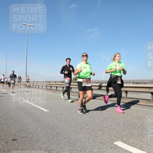 03.10.2025 - Köhlbrandbrückenlauf Yannick Fuchs http://msf.ph/oto/9193476 03.10.2025 11:55:15 Position 3 6252 meine-sportfotos.de