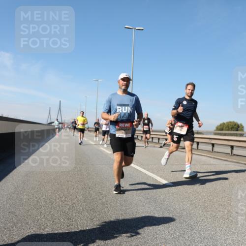 03.10.2025 - Köhlbrandbrückenlauf Yannick Fuchs http://msf.ph/oto/9193519 03.10.2025 11:55:17 Position 3 440 meine-sportfotos.de