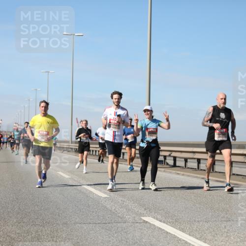 03.10.2025 - Köhlbrandbrückenlauf Yannick Fuchs http://msf.ph/oto/9193530 03.10.2025 11:55:18 Position 3  meine-sportfotos.de