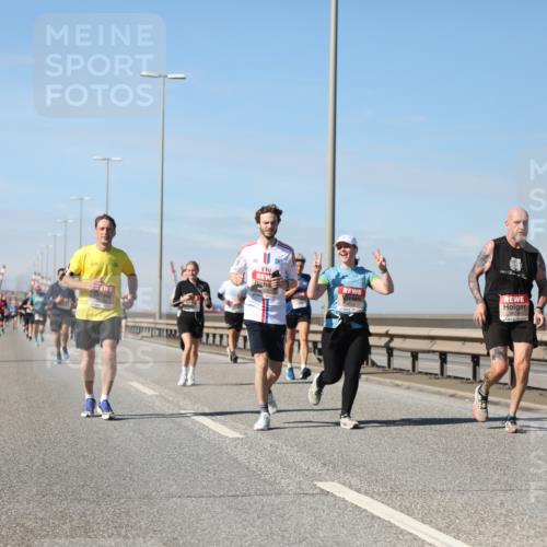 03.10.2025 - Köhlbrandbrückenlauf Yannick Fuchs http://msf.ph/oto/9193533 03.10.2025 11:55:18 Position 3  meine-sportfotos.de