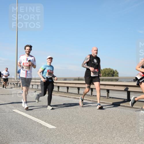 03.10.2025 - Köhlbrandbrückenlauf Yannick Fuchs http://msf.ph/oto/9193557 03.10.2025 11:55:19 Position 3  meine-sportfotos.de
