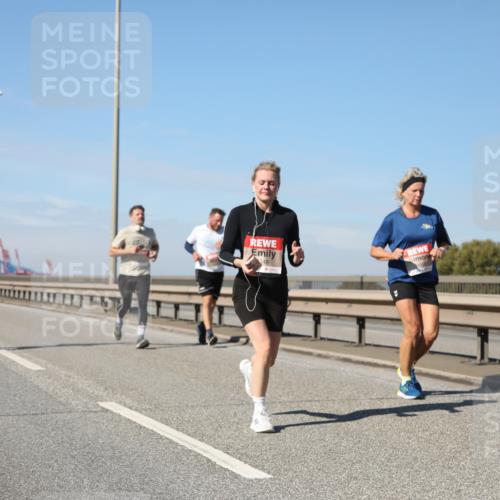 03.10.2025 - Köhlbrandbrückenlauf Yannick Fuchs http://msf.ph/oto/9193603 03.10.2025 11:55:22 Position 3 348 meine-sportfotos.de