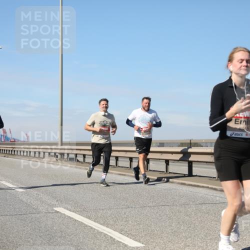 03.10.2025 - Köhlbrandbrückenlauf Yannick Fuchs http://msf.ph/oto/9193612 03.10.2025 11:55:23 Position 3  meine-sportfotos.de