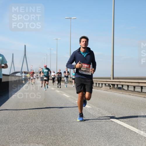03.10.2025 - Köhlbrandbrückenlauf Yannick Fuchs http://msf.ph/oto/9193632 03.10.2025 11:55:24 Position 3 5358 meine-sportfotos.de