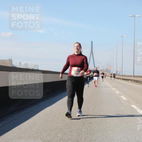 03.10.2025 - Köhlbrandbrückenlauf Yannick Fuchs http://msf.ph/oto/9193650 03.10.2025 12:17:29 Position 3  meine-sportfotos.de