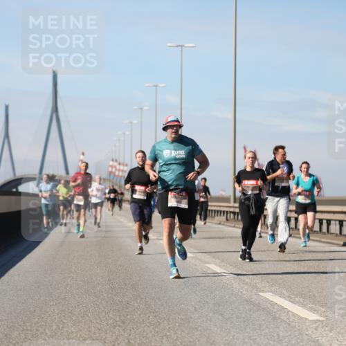 03.10.2025 - Köhlbrandbrückenlauf Yannick Fuchs http://msf.ph/oto/9193659 03.10.2025 11:55:27 Position 3  meine-sportfotos.de