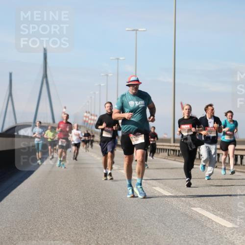 03.10.2025 - Köhlbrandbrückenlauf Yannick Fuchs http://msf.ph/oto/9193663 03.10.2025 11:55:27 Position 3 4259 meine-sportfotos.de