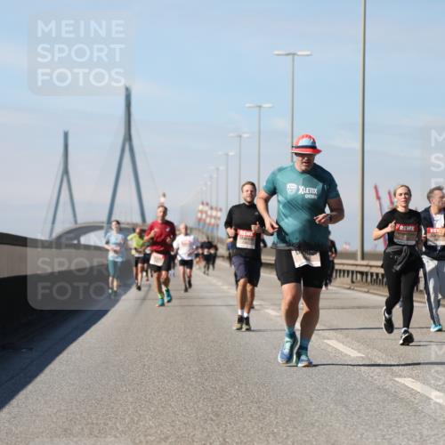 03.10.2025 - Köhlbrandbrückenlauf Yannick Fuchs http://msf.ph/oto/9193669 03.10.2025 11:55:28 Position 3  meine-sportfotos.de