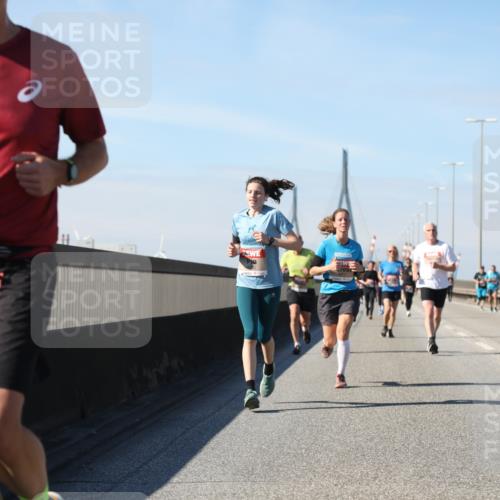 03.10.2025 - Köhlbrandbrückenlauf Yannick Fuchs http://msf.ph/oto/9193744 03.10.2025 11:55:37 Position 3 5802 meine-sportfotos.de