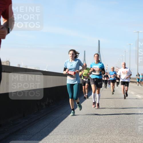 03.10.2025 - Köhlbrandbrückenlauf Yannick Fuchs http://msf.ph/oto/9193749 03.10.2025 11:55:37 Position 3 802 meine-sportfotos.de