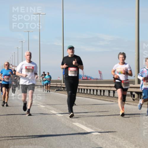 03.10.2025 - Köhlbrandbrückenlauf Yannick Fuchs http://msf.ph/oto/9193760 03.10.2025 11:55:39 Position 3  meine-sportfotos.de