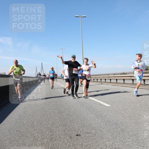 03.10.2025 - Köhlbrandbrückenlauf Yannick Fuchs http://msf.ph/oto/9193803 03.10.2025 11:55:42 Position 3  meine-sportfotos.de