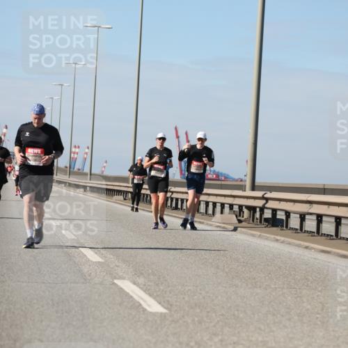 03.10.2025 - Köhlbrandbrückenlauf Yannick Fuchs http://msf.ph/oto/9193865 03.10.2025 12:17:52 Position 3  meine-sportfotos.de