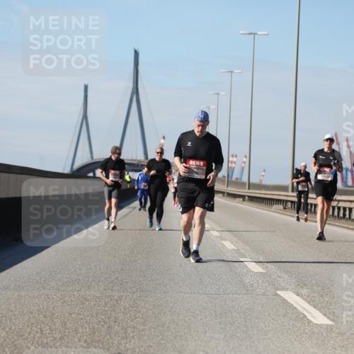 03.10.2025 - Köhlbrandbrückenlauf Yannick Fuchs http://msf.ph/oto/9193870 03.10.2025 12:17:53 Position 3  meine-sportfotos.de