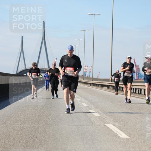 03.10.2025 - Köhlbrandbrückenlauf Yannick Fuchs http://msf.ph/oto/9193873 03.10.2025 12:17:53 Position 3  meine-sportfotos.de
