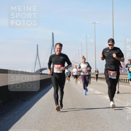 03.10.2025 - Köhlbrandbrückenlauf Yannick Fuchs http://msf.ph/oto/9193874 03.10.2025 11:55:48 Position 3 4684 meine-sportfotos.de