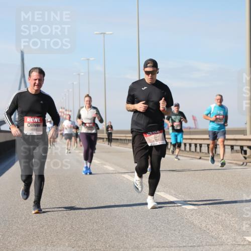 03.10.2025 - Köhlbrandbrückenlauf Yannick Fuchs http://msf.ph/oto/9193880 03.10.2025 11:55:48 Position 3 4684, 6755 meine-sportfotos.de