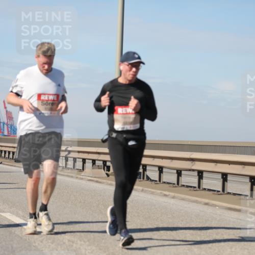 03.10.2025 - Köhlbrandbrückenlauf Yannick Fuchs http://msf.ph/oto/9193945 03.10.2025 11:56:00 Position 3  meine-sportfotos.de