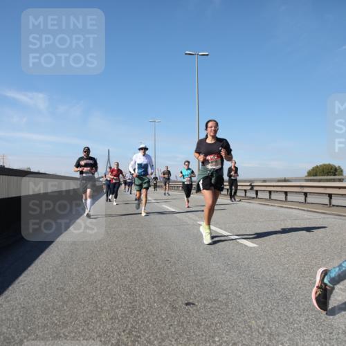 03.10.2025 - Köhlbrandbrückenlauf Yannick Fuchs http://msf.ph/oto/9193972 03.10.2025 11:56:05 Position 3 4869 meine-sportfotos.de