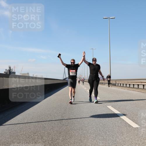 03.10.2025 - Köhlbrandbrückenlauf Yannick Fuchs http://msf.ph/oto/9193979 03.10.2025 12:18:03 Position 3  meine-sportfotos.de
