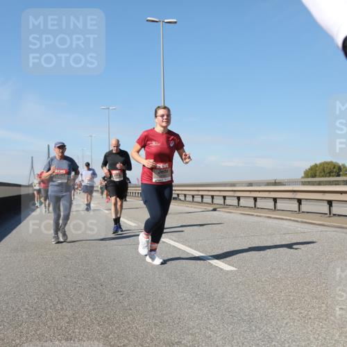 03.10.2025 - Köhlbrandbrückenlauf Yannick Fuchs http://msf.ph/oto/9194006 03.10.2025 11:56:09 Position 3 4324 meine-sportfotos.de
