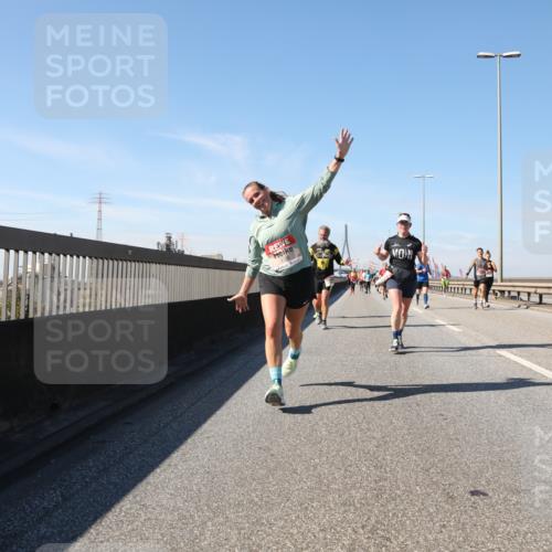 03.10.2025 - Köhlbrandbrückenlauf Yannick Fuchs http://msf.ph/oto/9194057 03.10.2025 11:56:15 Position 3  meine-sportfotos.de