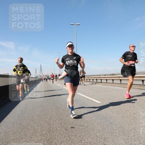 03.10.2025 - Köhlbrandbrückenlauf Yannick Fuchs http://msf.ph/oto/9194078 03.10.2025 11:56:16 Position 3  meine-sportfotos.de