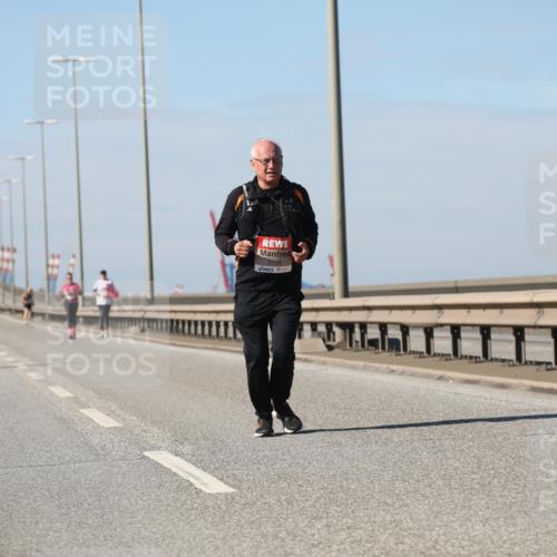 03.10.2025 - Köhlbrandbrückenlauf Yannick Fuchs http://msf.ph/oto/9194114 03.10.2025 12:18:28 Position 3 5759 meine-sportfotos.de