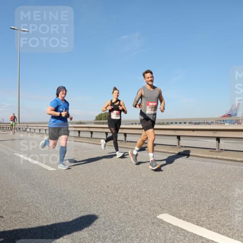 03.10.2025 - Köhlbrandbrückenlauf Yannick Fuchs http://msf.ph/oto/9194115 03.10.2025 11:56:19 Position 3  meine-sportfotos.de