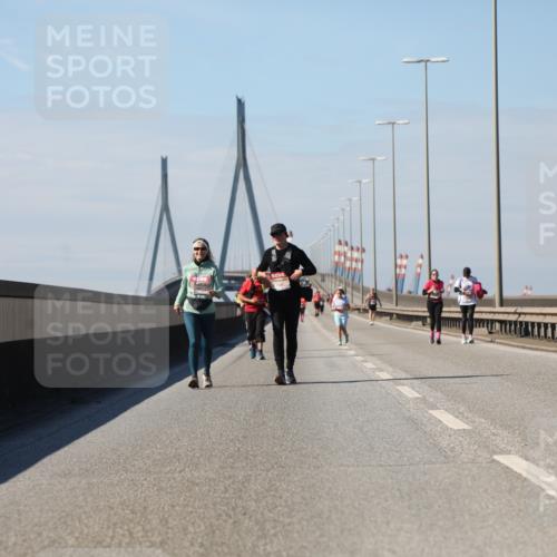 03.10.2025 - Köhlbrandbrückenlauf Yannick Fuchs http://msf.ph/oto/9194125 03.10.2025 12:18:32 Position 3  meine-sportfotos.de