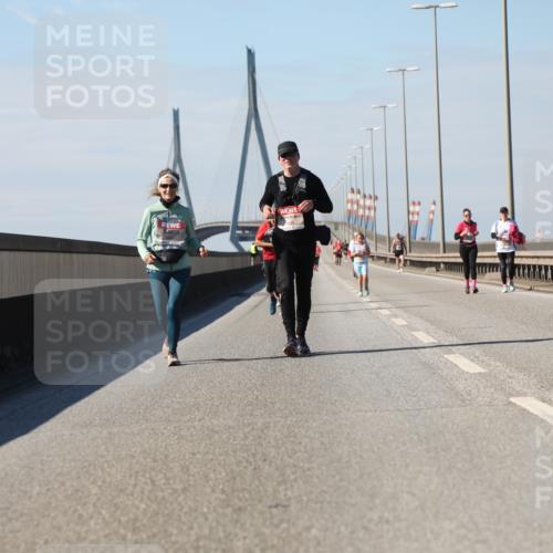 03.10.2025 - Köhlbrandbrückenlauf Yannick Fuchs http://msf.ph/oto/9194130 03.10.2025 12:18:35 Position 3  meine-sportfotos.de