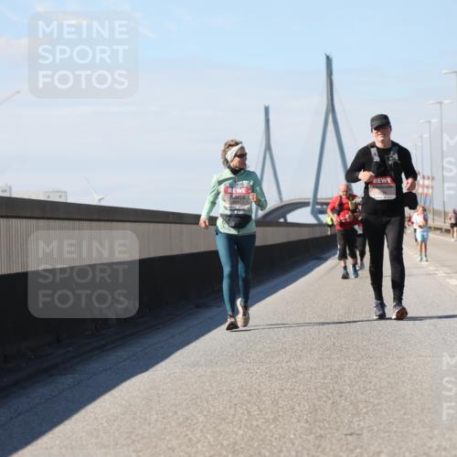 03.10.2025 - Köhlbrandbrückenlauf Yannick Fuchs http://msf.ph/oto/9194135 03.10.2025 12:18:36 Position 3  meine-sportfotos.de