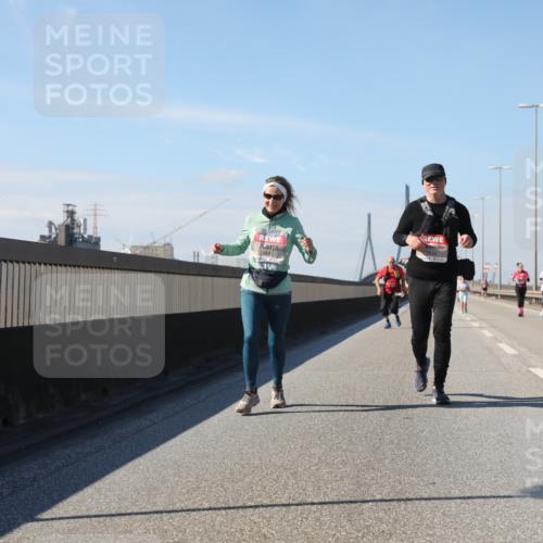 03.10.2025 - Köhlbrandbrückenlauf Yannick Fuchs http://msf.ph/oto/9194148 03.10.2025 12:18:39 Position 3  meine-sportfotos.de
