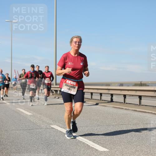 03.10.2025 - Köhlbrandbrückenlauf Yannick Fuchs http://msf.ph/oto/9194154 03.10.2025 11:56:22 Position 3 4803 meine-sportfotos.de