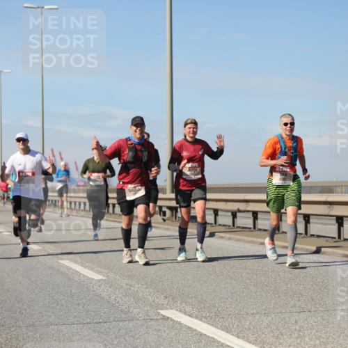 03.10.2025 - Köhlbrandbrückenlauf Yannick Fuchs http://msf.ph/oto/9194163 03.10.2025 11:56:23 Position 3  meine-sportfotos.de