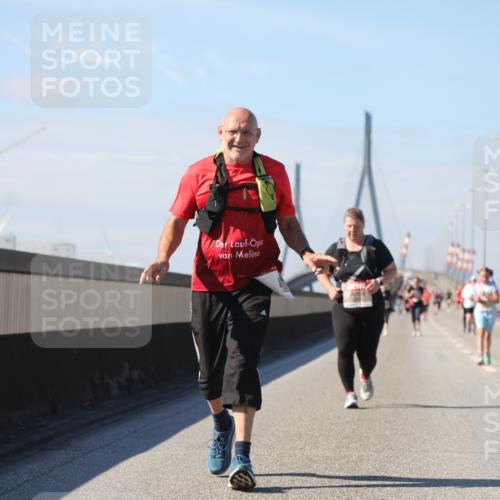 03.10.2025 - Köhlbrandbrückenlauf Yannick Fuchs http://msf.ph/oto/9194183 03.10.2025 12:18:46 Position 3  meine-sportfotos.de