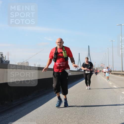 03.10.2025 - Köhlbrandbrückenlauf Yannick Fuchs http://msf.ph/oto/9194187 03.10.2025 12:18:47 Position 3  meine-sportfotos.de