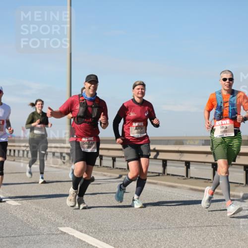 03.10.2025 - Köhlbrandbrückenlauf Yannick Fuchs http://msf.ph/oto/9194188 03.10.2025 11:56:24 Position 3  meine-sportfotos.de