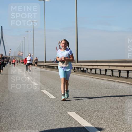 03.10.2025 - Köhlbrandbrückenlauf Yannick Fuchs http://msf.ph/oto/9194258 03.10.2025 12:18:58 Position 3  meine-sportfotos.de