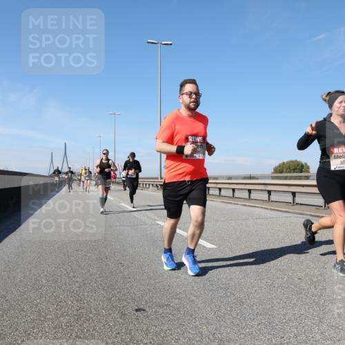 03.10.2025 - Köhlbrandbrückenlauf Yannick Fuchs http://msf.ph/oto/9194261 03.10.2025 11:56:30 Position 3 573 meine-sportfotos.de