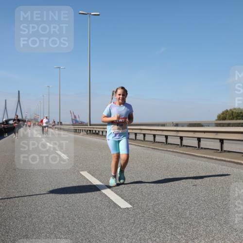 03.10.2025 - Köhlbrandbrückenlauf Yannick Fuchs http://msf.ph/oto/9194279 03.10.2025 12:19:00 Position 3 5611 meine-sportfotos.de