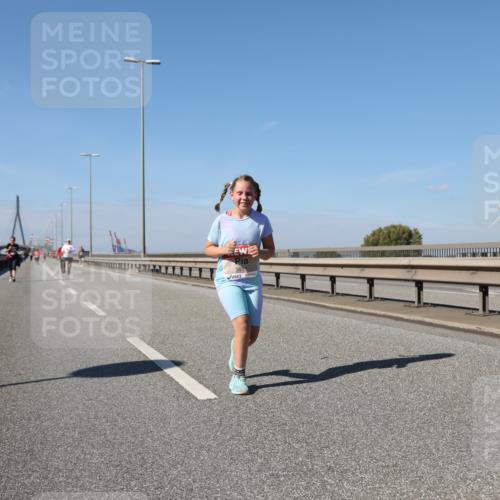 03.10.2025 - Köhlbrandbrückenlauf Yannick Fuchs http://msf.ph/oto/9194293 03.10.2025 12:19:00 Position 3 561 meine-sportfotos.de