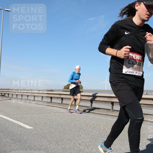 03.10.2025 - Köhlbrandbrückenlauf Yannick Fuchs http://msf.ph/oto/9194298 03.10.2025 11:56:33 Position 3 5087 meine-sportfotos.de