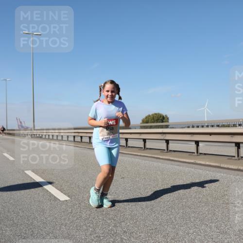 03.10.2025 - Köhlbrandbrückenlauf Yannick Fuchs http://msf.ph/oto/9194300 03.10.2025 12:19:01 Position 3 5611 meine-sportfotos.de
