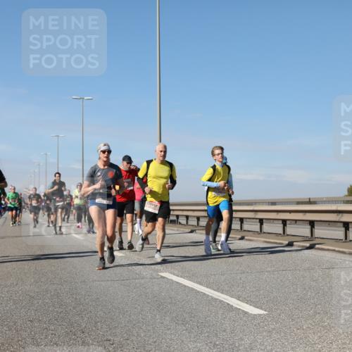 03.10.2025 - Köhlbrandbrückenlauf Yannick Fuchs http://msf.ph/oto/9194323 03.10.2025 11:56:35 Position 3  meine-sportfotos.de