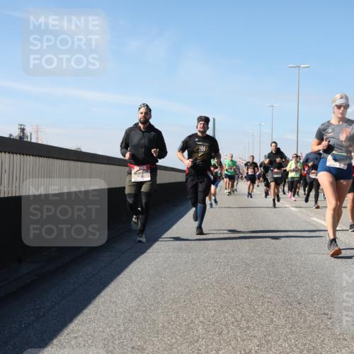 03.10.2025 - Köhlbrandbrückenlauf Yannick Fuchs http://msf.ph/oto/9194329 03.10.2025 11:56:36 Position 3  meine-sportfotos.de