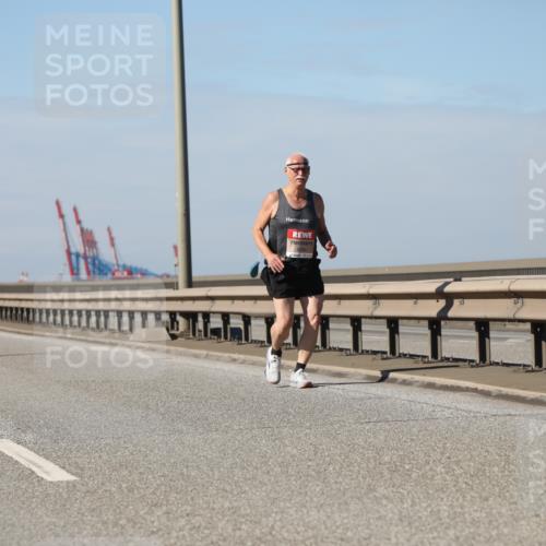 03.10.2025 - Köhlbrandbrückenlauf Yannick Fuchs http://msf.ph/oto/9194382 03.10.2025 12:19:20 Position 3 6164 meine-sportfotos.de